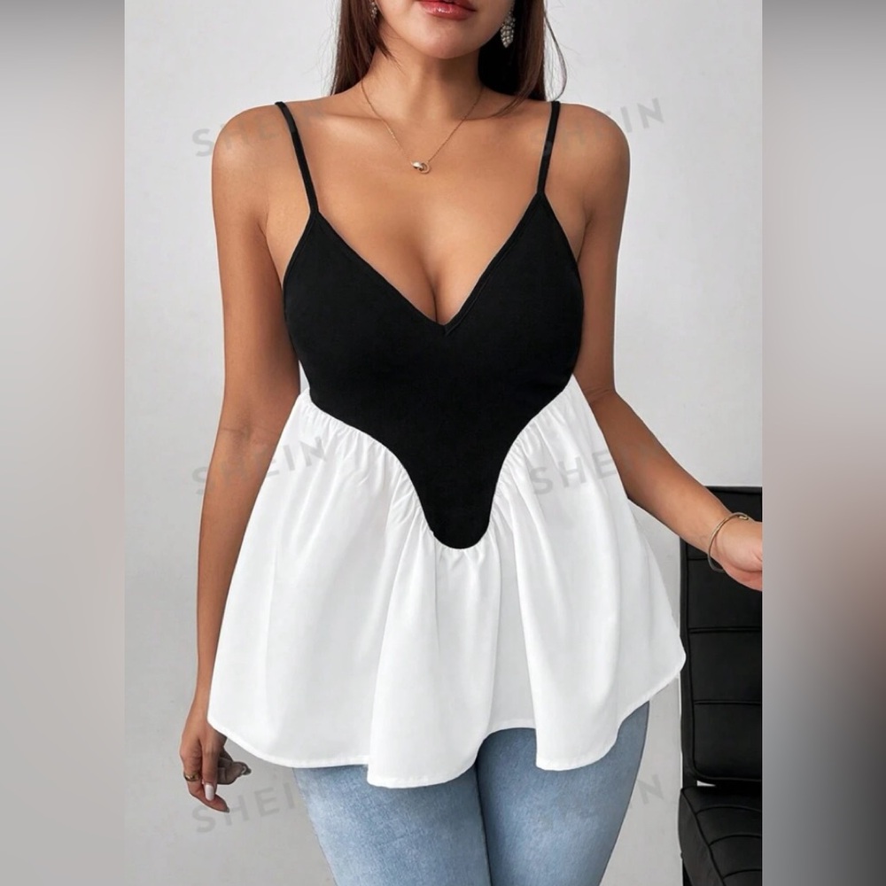 Women's Black And White Contrast Color Deep V-
Neck Cami Top